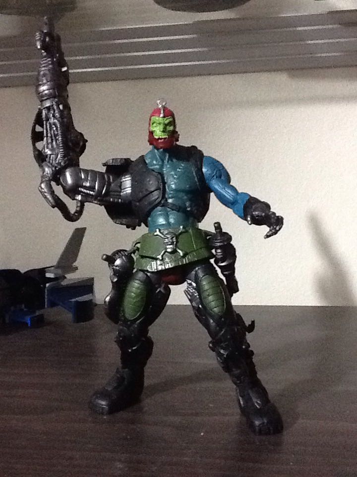 MOTU 200x: Trapjaw - Mattel Inc. (Masters of the Universe: 200X) action figure collectible [Barcode 074299556265] - Main Image 2