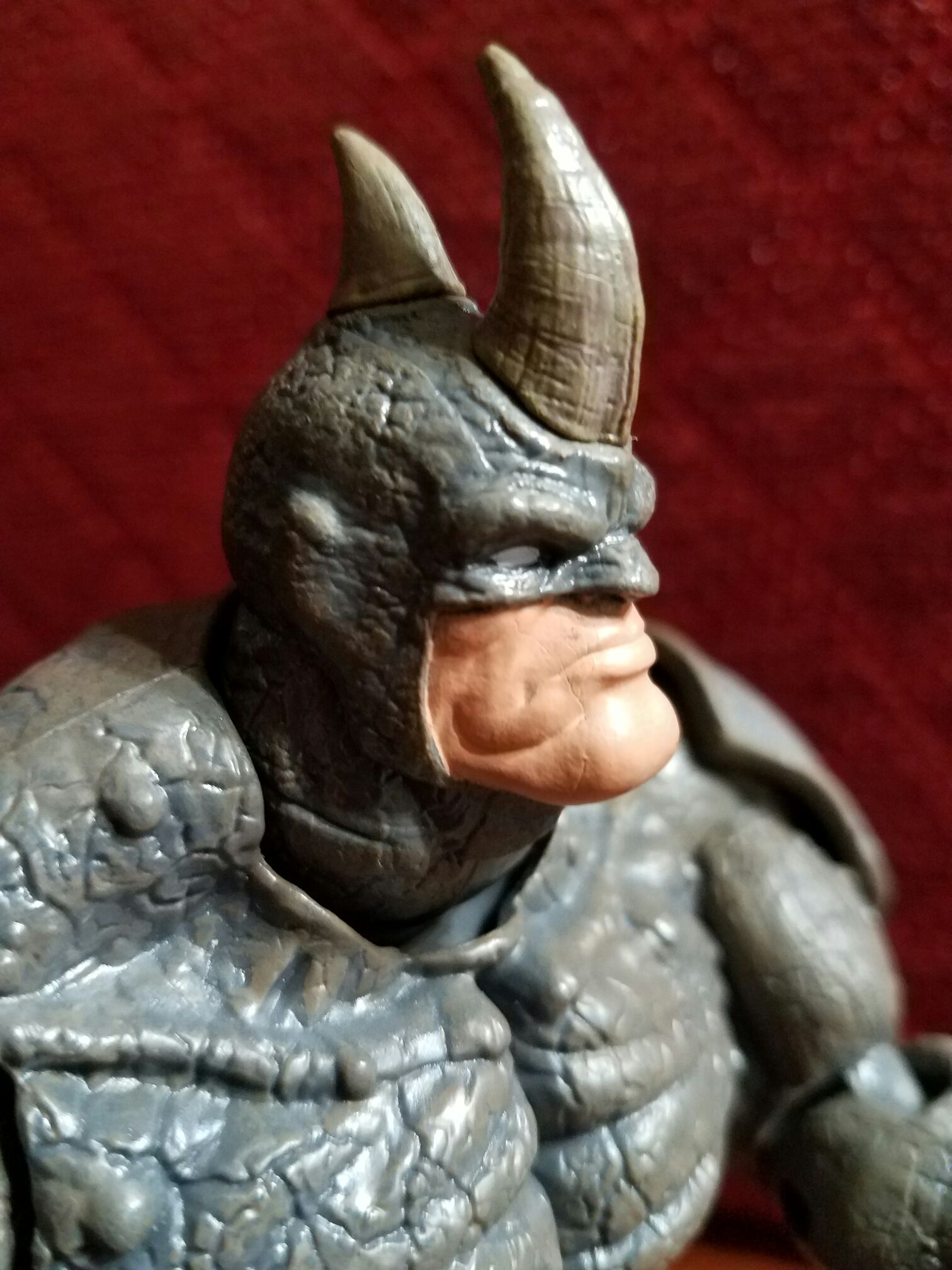 Rhino - Hasbro (Marvel Legends) action figure collectible [Barcode 074312291722] - Main Image 2