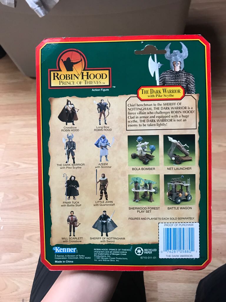 Robin Hood - The Dark Warrior - Kenner (Robin Hood Prince Of Thieves) action figure collectible [Barcode 076281058801] - Main Image 2