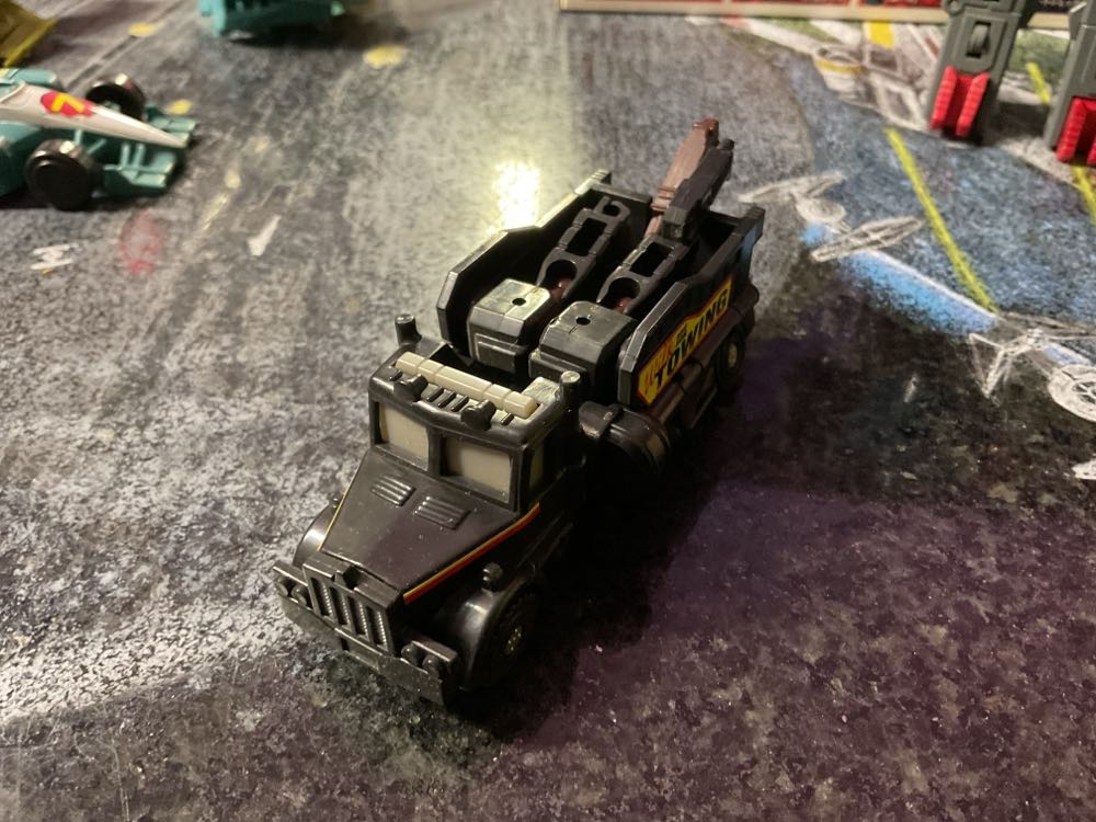 Transformers Machine Wars Hoist - Kenner (Transformers Machine Wars) action figure collectible [Barcode 076281270623] - Main Image 4