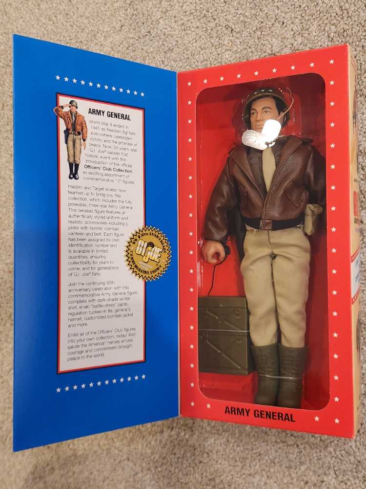 Army General - Hasbro (G.I. Joe: Classic Collection: 12” Figures) action figure collectible [Barcode 076281276632] - Main Image 4