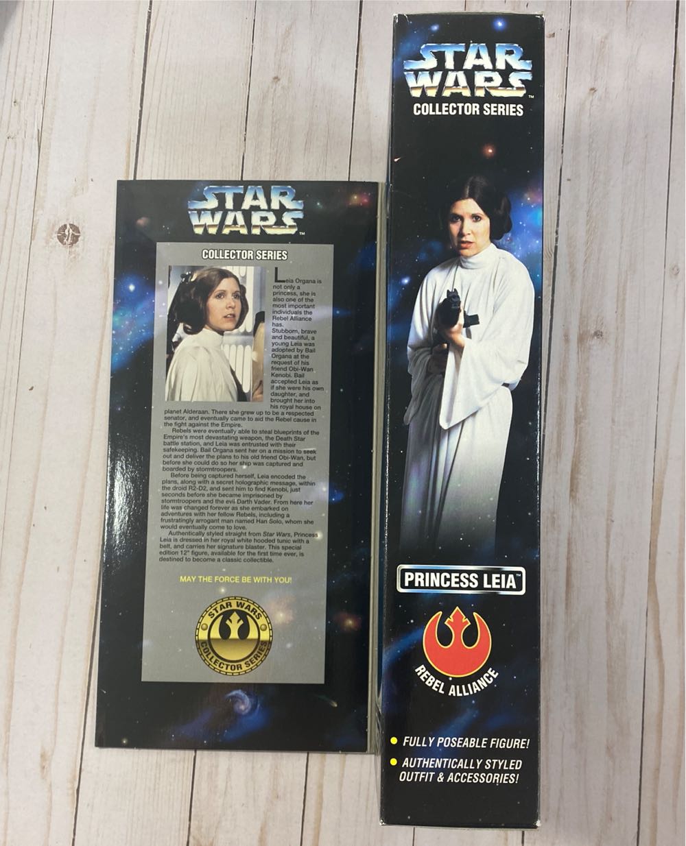 Princess Leia - Hasbro/Kenner (Star Wars - Collectors Series) action figure collectible [Barcode 076281276915] - Main Image 4