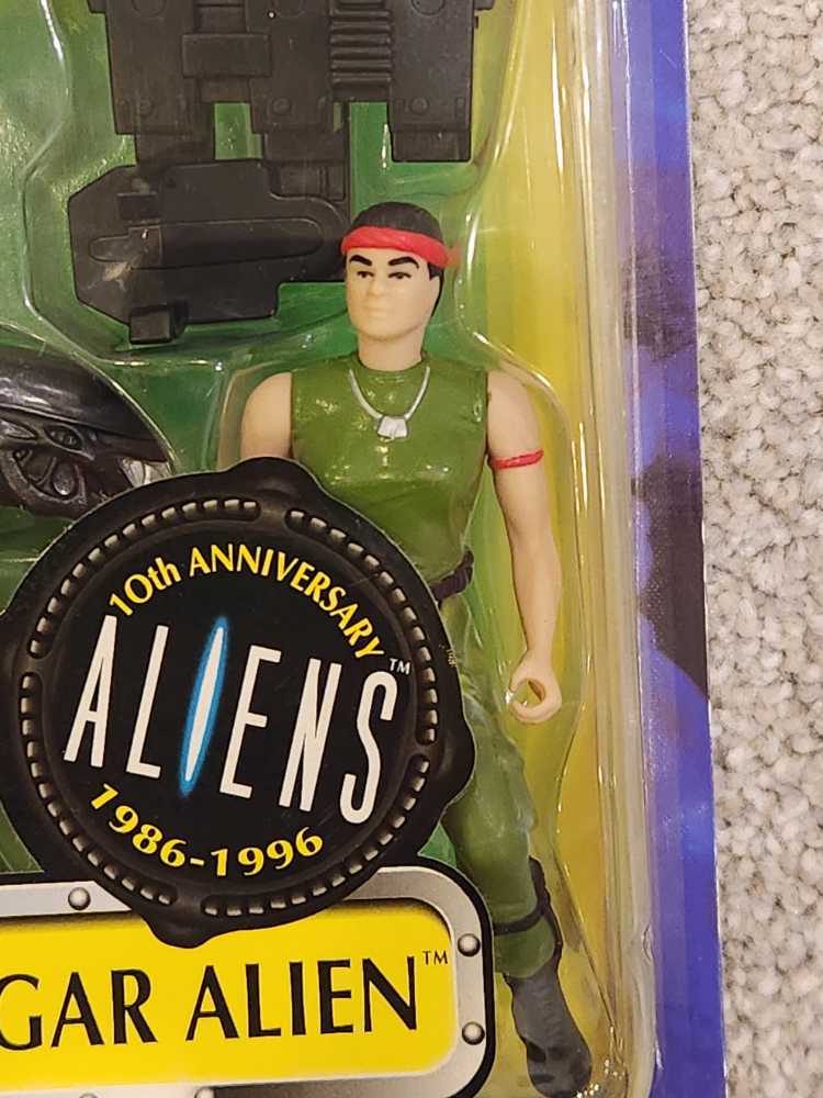 Vasquez Vs Night Cougar Alien - Kenner (Aliens: Aliens vs. Marine) action figure collectible [Barcode 076281278209] - Main Image 3
