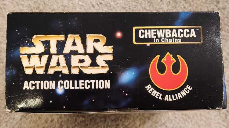 Chewbacca (In Chains) - Kenner (Star Wars: Collector Series: Episode IV - A New Hope) action figure collectible [Barcode 076281280271] - Main Image 4