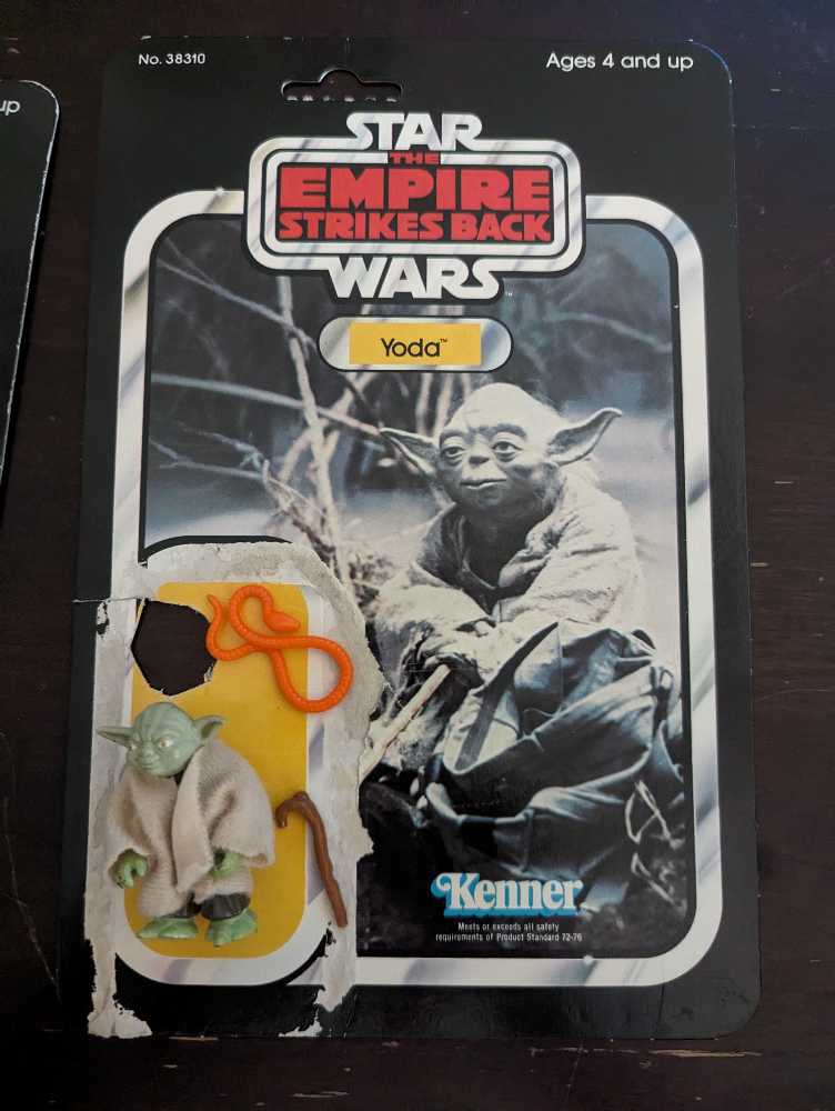 Yoda - Kenner (Star Wars) action figure collectible [Barcode 076281383101] - Main Image 3