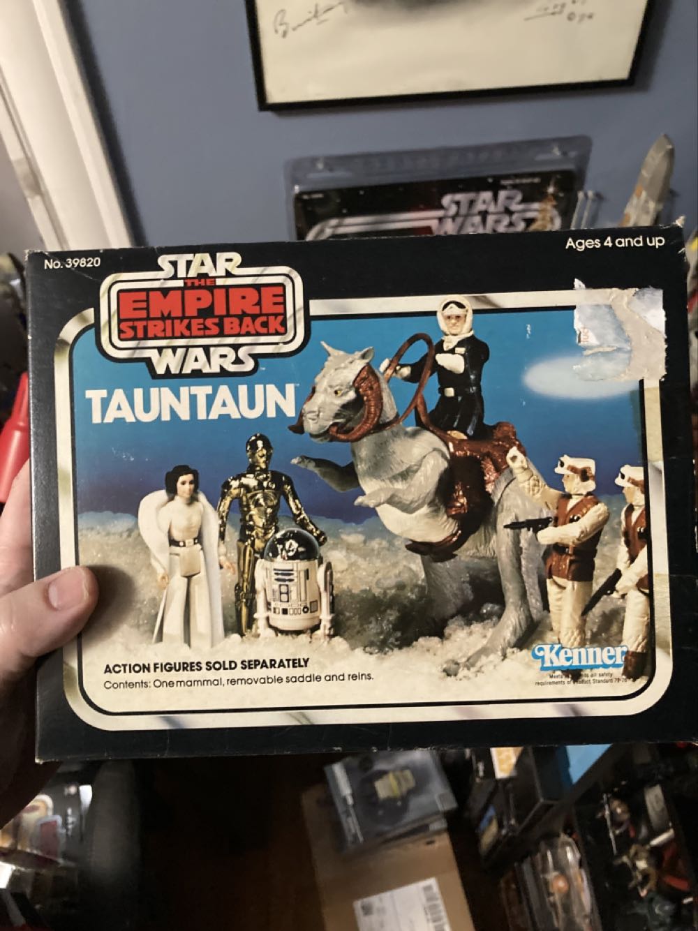 Taun Taun - Kenner (ESB 3.75” 1980- 1986: Creatures) action figure collectible [Barcode 076281398204] - Main Image 3
