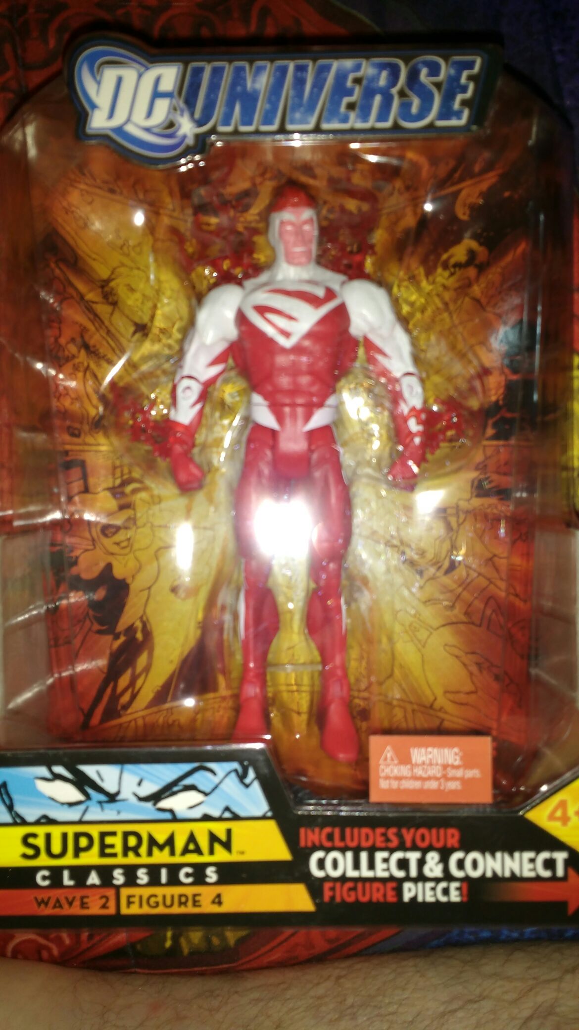 Mattel DC Universe Classics Superman (Electric Red) - Mattel (DC Universe Classics) (DC Universe Classics: 6”) action figure collectible [Barcode 027084596144] - Main Image 2