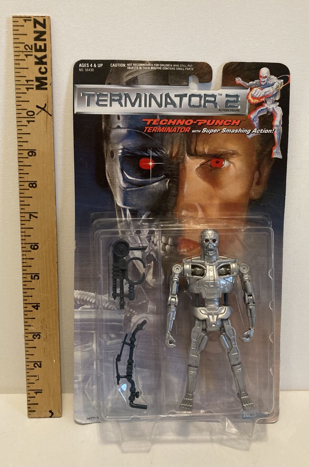 TERMINATOR 2 techno punch terminator Figure - Kenner (Termination 2: Judgement Day) action figure collectible [Barcode 076281564302] - Main Image 2