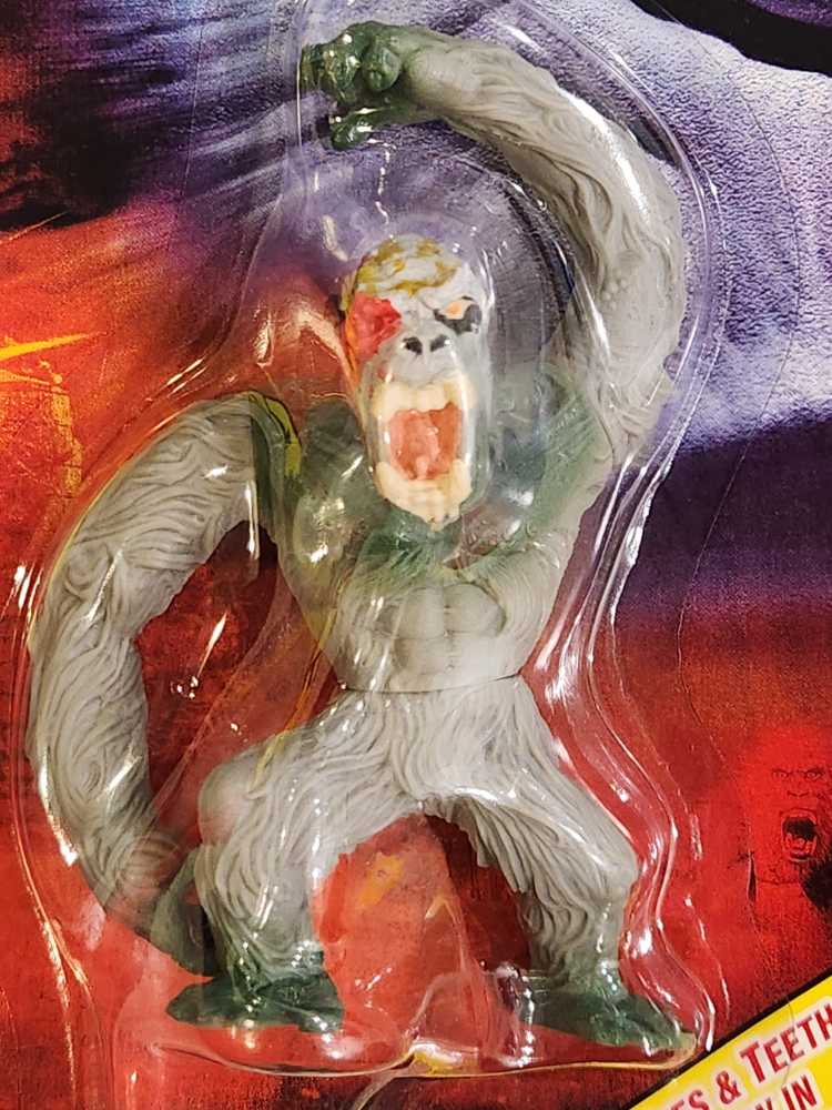 Blastface - Kenner (Congo The Movie) action figure collectible [Barcode 076281627113] - Main Image 3