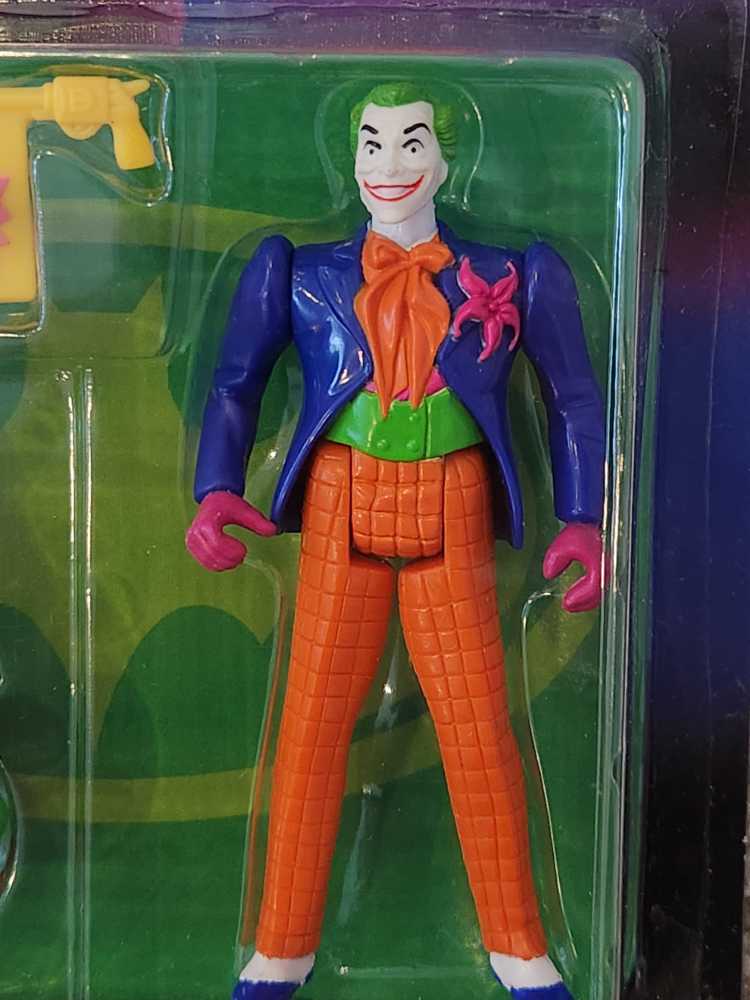 Joker (Knock-Out) - Kenner (Batman: The Dark Knight Collection) action figure collectible [Barcode 076281634500] - Main Image 3