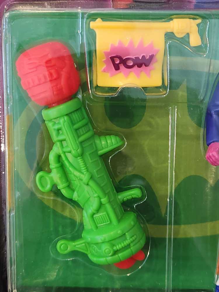 Joker (Knock-Out) - Kenner (Batman: The Dark Knight Collection) action figure collectible [Barcode 076281634500] - Main Image 4