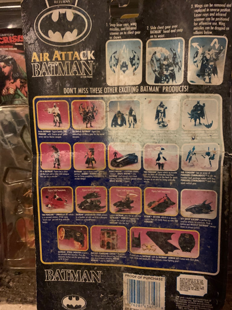 Batman (Air Attack) - Kenner (Batman: Batman Returns) action figure collectible [Barcode 076281636108] - Main Image 2