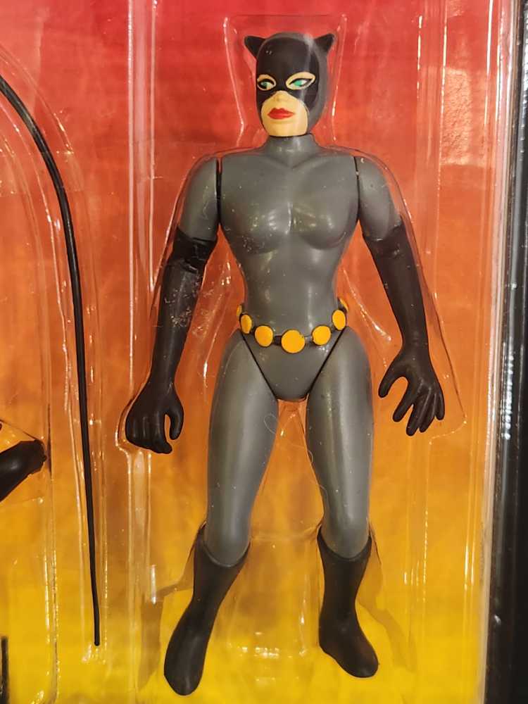 Catwoman - Kenner (Batman: The Animated Series) action figure collectible [Barcode 076281636528] - Main Image 3