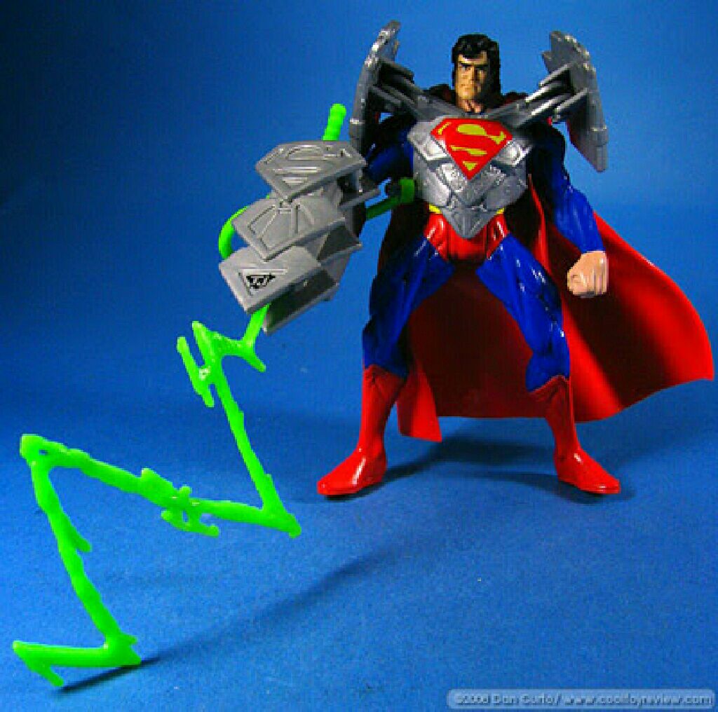 Superman with Kryptonite Ray Emitter - Kenner (Total Justice) action figure collectible [Barcode 076281638119] - Main Image 2