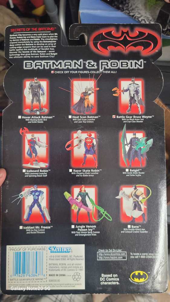 Batman & Robin Bruce Wayne - Battle Gear - Hasbro Inc (Batman & Robin Collection) action figure collectible [Barcode 076281638478] - Main Image 4