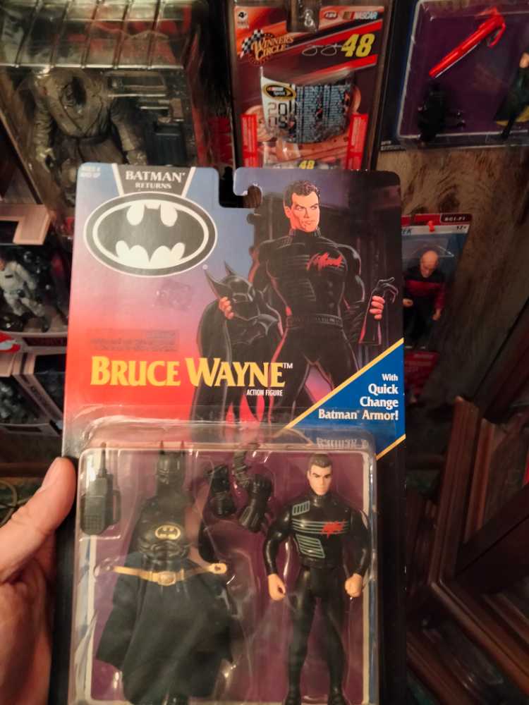 Bruce Wayne - Kenner (Batman: Batman Returns) action figure collectible [Barcode 076281639703] - Main Image 2