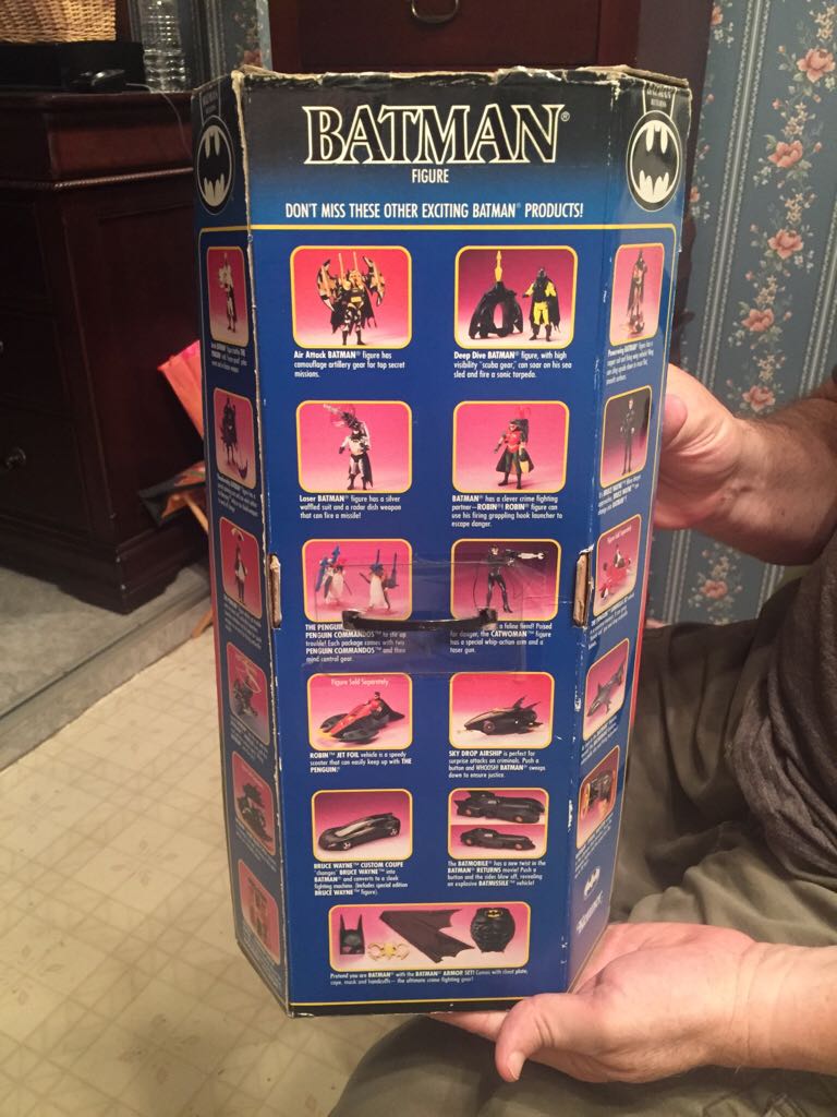 Batman Returns Batman Figure - Kenner (Batman Returns) action figure collectible [Barcode 076281639901] - Main Image 2