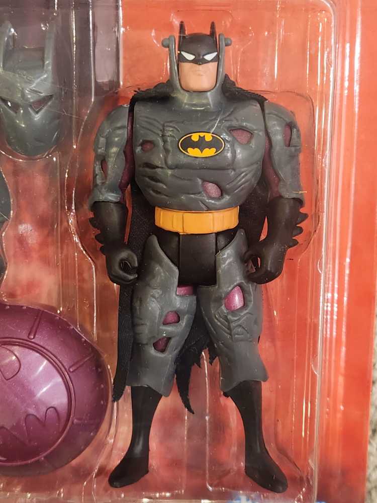 Batman [Total Armor] - Kenner (Batman - Mask Of The Phantasm) action figure collectible [Barcode 076281640013] - Main Image 3