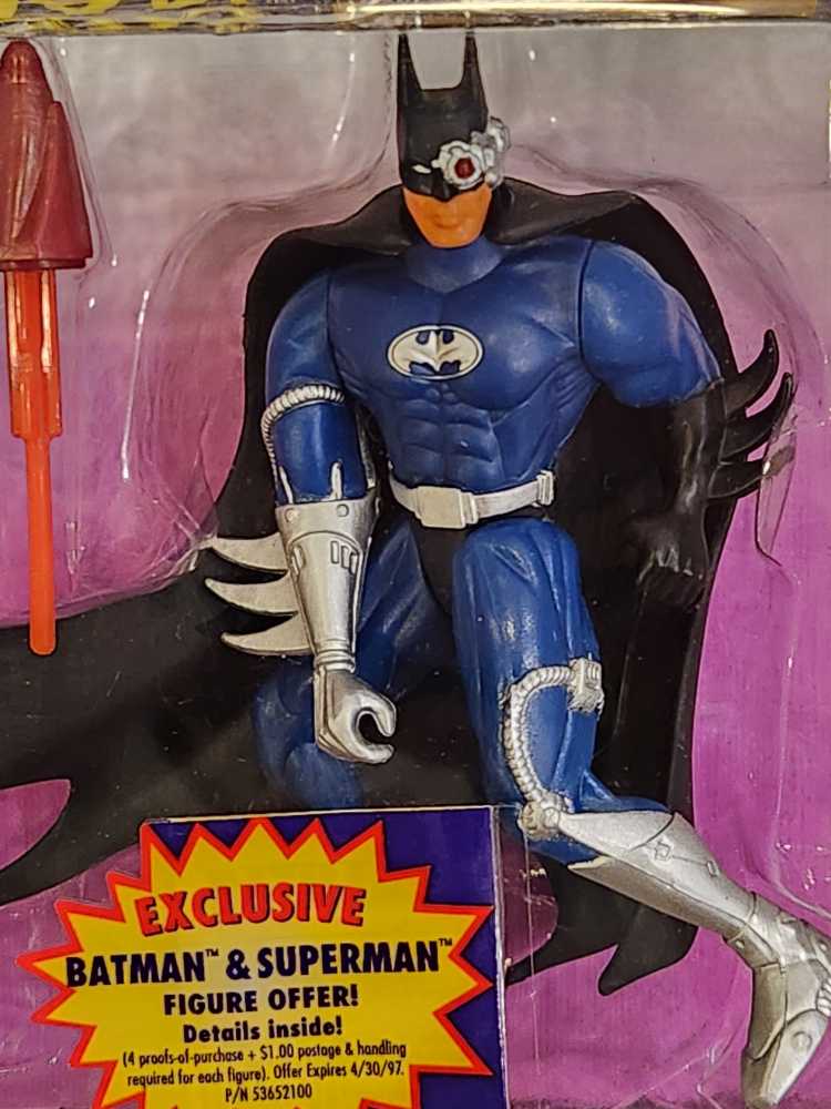 Batman (Cyborg) - Hasbro / Kenner (Batman: Legends Of Batman) action figure collectible [Barcode 076281640280] - Main Image 3