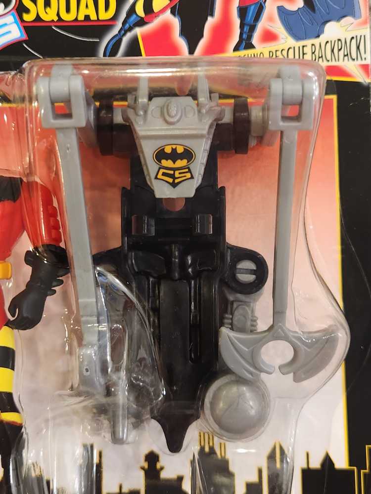 Batman (Disaster Control) - Kenner (Batman: The Adventures Of Batman And Robin: Crime Squad) action figure collectible [Barcode 076281641416] - Main Image 4