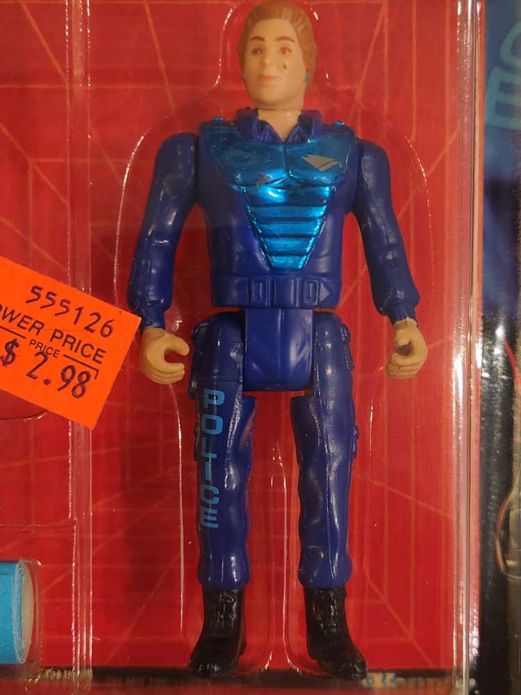 Anne Lewis - Kenner (Robocop And The Ultra Police) action figure collectible [Barcode 076281643700] - Main Image 3