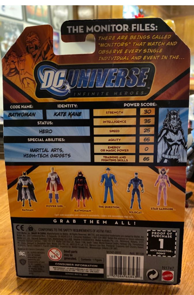 Series 1 Figure 13 - Batwoman™ - Mattel (DC Universe™ Infinite Heroes™ Crisis Series™) action figure collectible [Barcode 027084648430] - Main Image 2