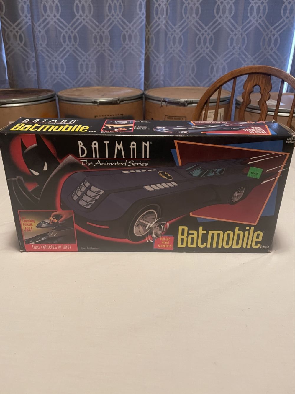 Batmobile - Kenner (Batman The Animated Series) action figure collectible [Barcode 076281647302] - Main Image 3