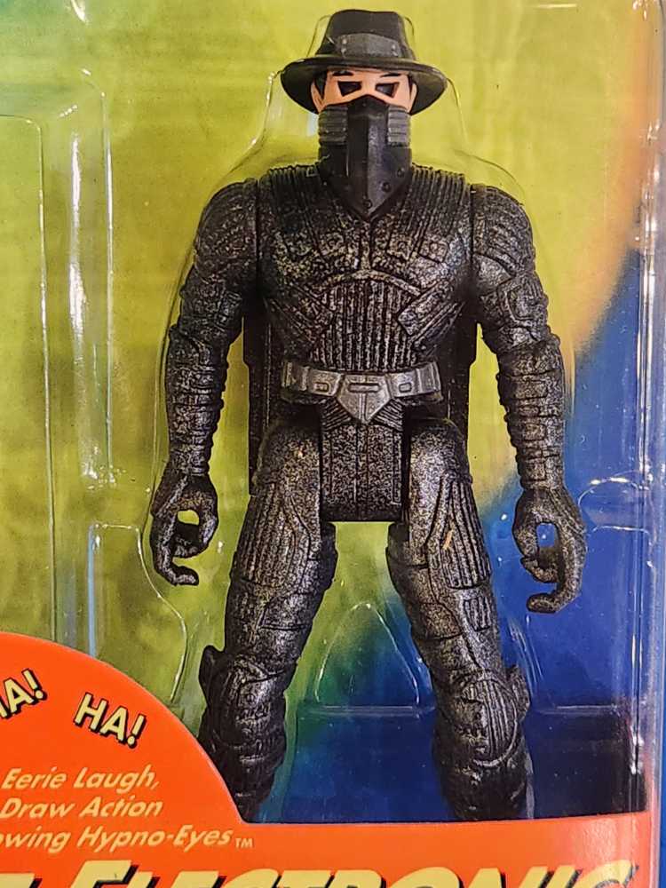 Electronic Bullet-Proof - Kenner (The Shadow) action figure collectible [Barcode 076281652467] - Main Image 3