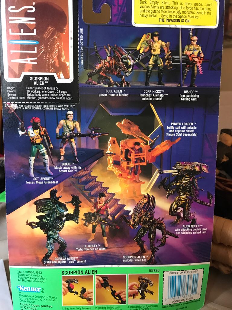 Aliens Scorpion Alien With Face Hugger - Kenner (Aliens) action figure collectible [Barcode 076281657301] - Main Image 2