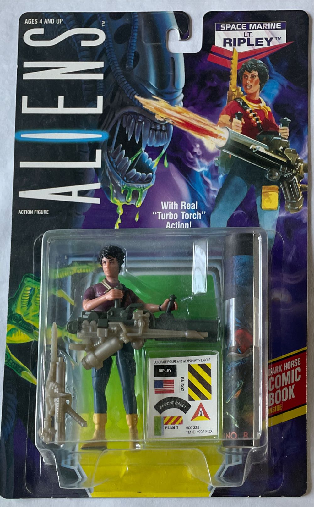 Aliens Space Marine Lt. Ripley - Kenner (Aliens) action figure collectible [Barcode 076281657905] - Main Image 3