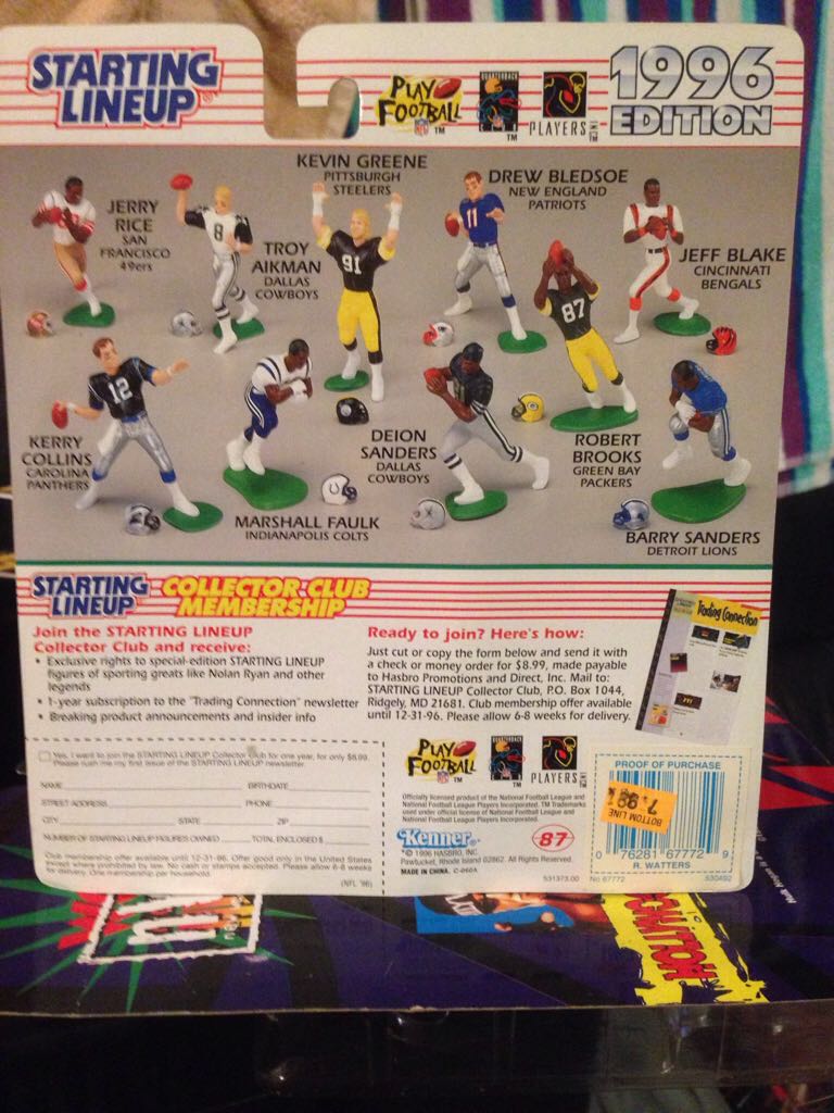 Ricky Watters - Kenner (FOOTBALL) action figure collectible [Barcode 076281677729] - Main Image 2