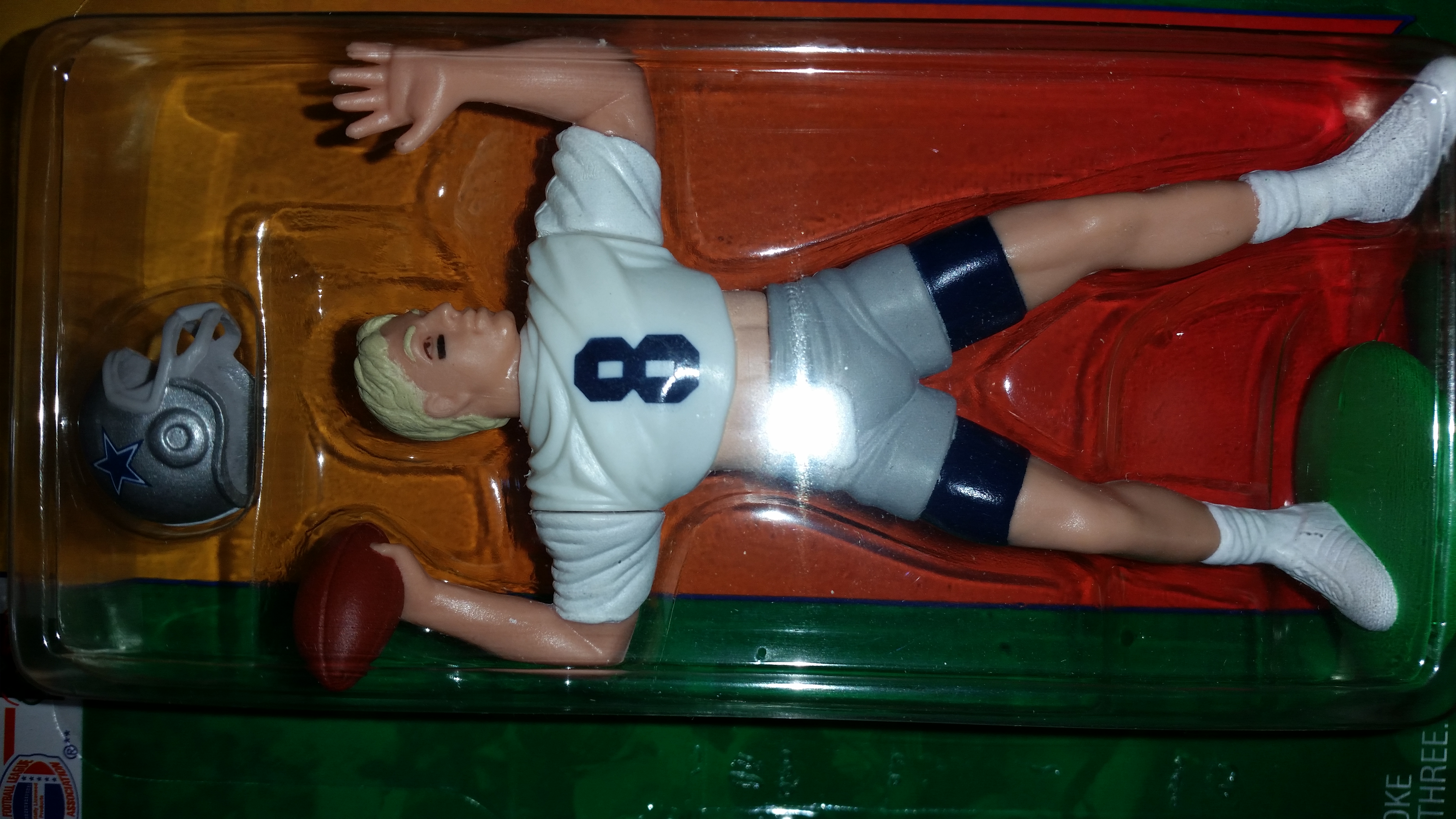 Dallas Cowboys Troy Aikman Starting Lineup New 1994 Edition - Kenner action figure collectible [Barcode 076281684963] - Main Image 2