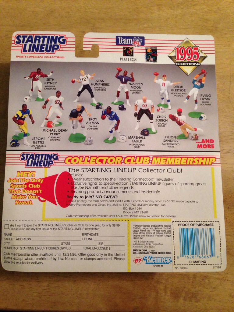 DAN MARINO - Hasbo / Kenner (FOOTBALL) action figure collectible [Barcode 076281686639] - Main Image 2