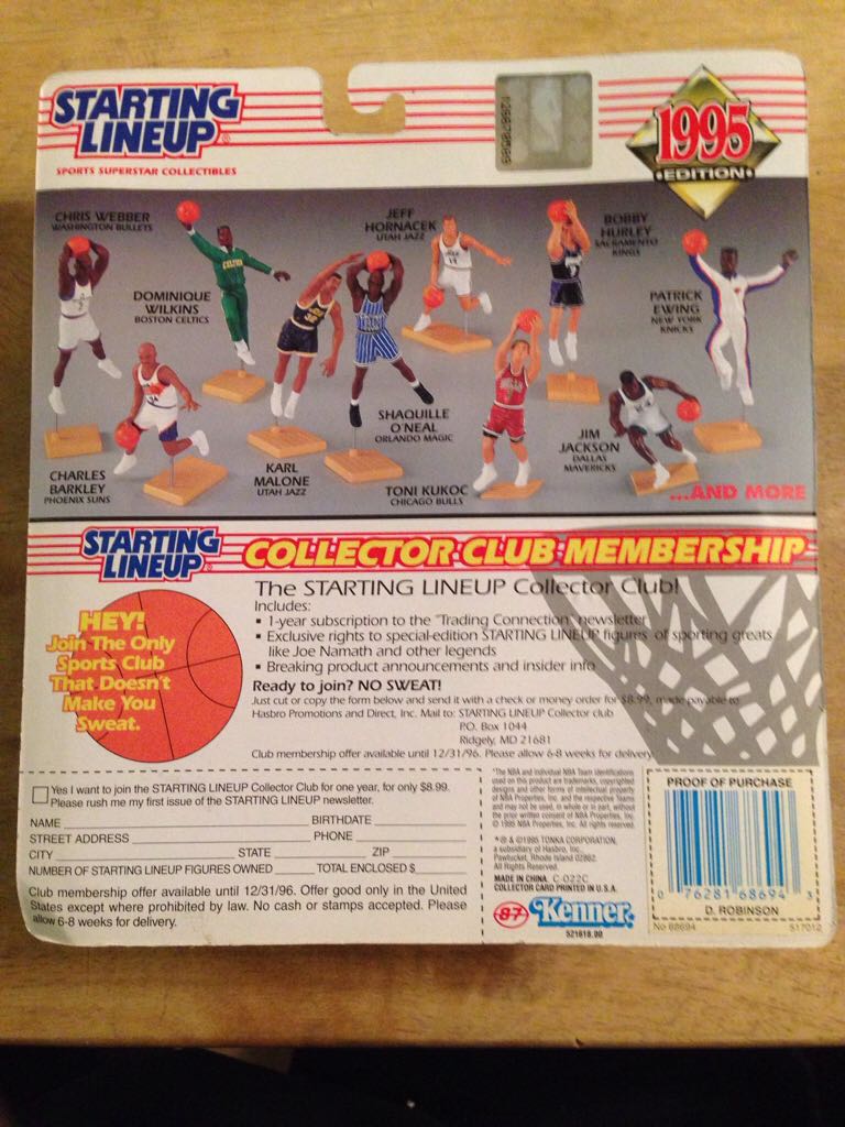 DAVID ROBINSON - Hasbo / Kenner (Basketball) action figure collectible [Barcode 076281686943] - Main Image 2