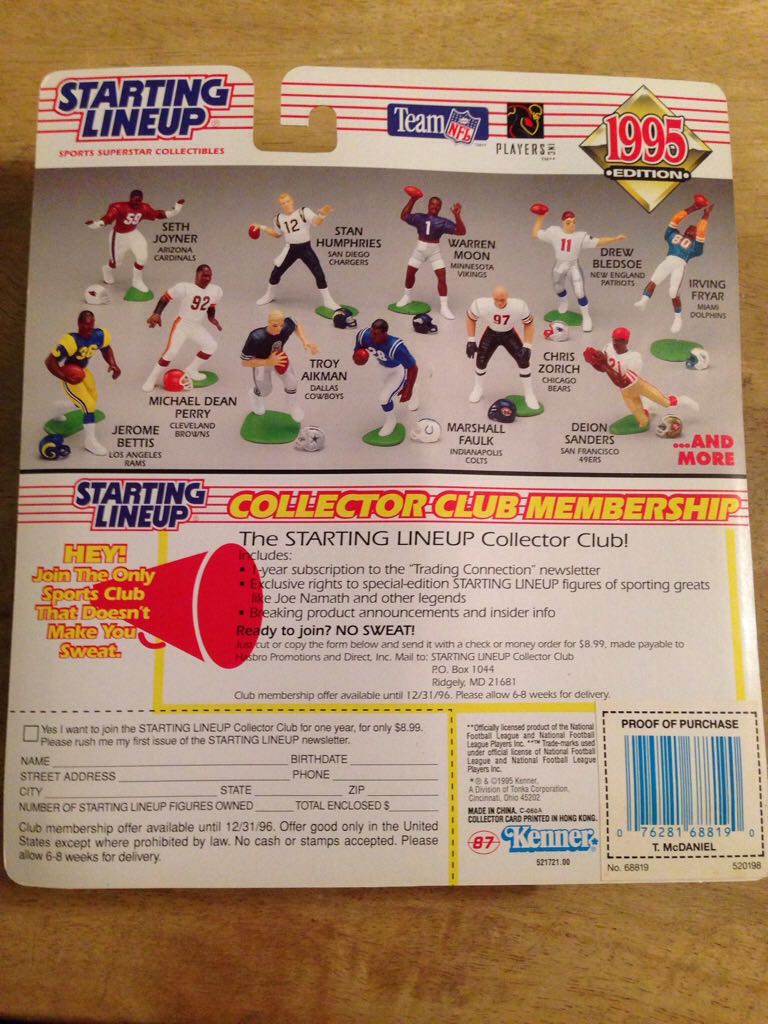 Terry McDaniel  (Starting Lineup Football) action figure collectible [Barcode 076281688190] - Main Image 2