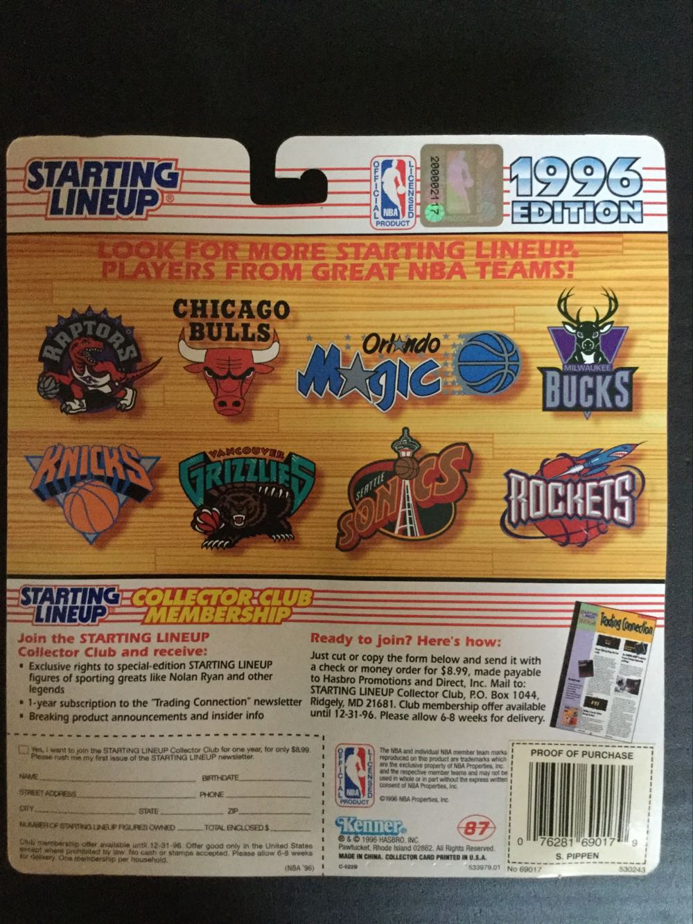 Scottie Pippen • Chicago Bulls - Kenner (Starting Lineup: Basketball) action figure collectible [Barcode 076281690179] - Main Image 2