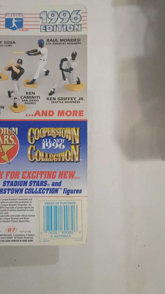 96 Don Mattingly - Kenner (Baseball) action figure collectible [Barcode 076281690896] - Main Image 4