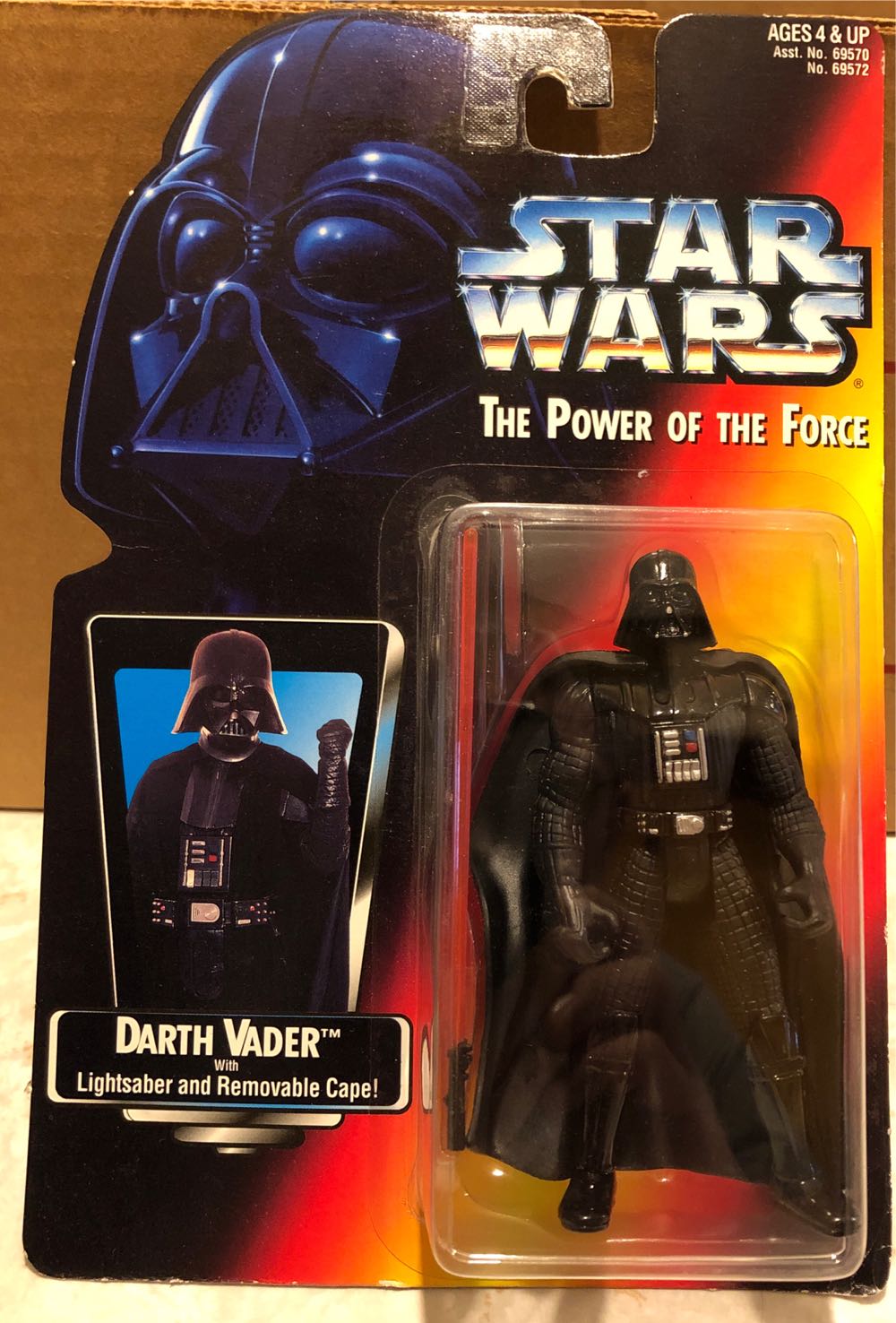 Darth Vader w/ Lightsaber & Removable Cape! - Hasbo / Kenner (Star Wars - POTF) action figure collectible [Barcode 076281695723] - Main Image 3