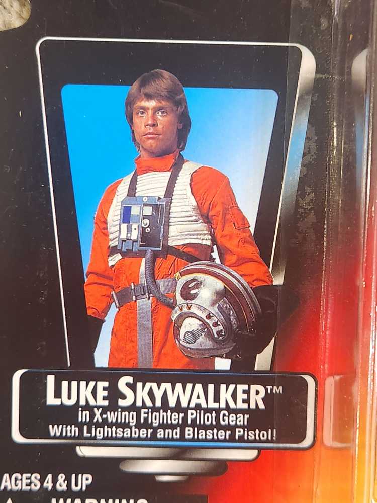 Luke Skywalker X-WIng Fighter Pilot - Hasbro / Kenner (Star Wars - POTF) action figure collectible [Barcode 076281695815] - Main Image 4