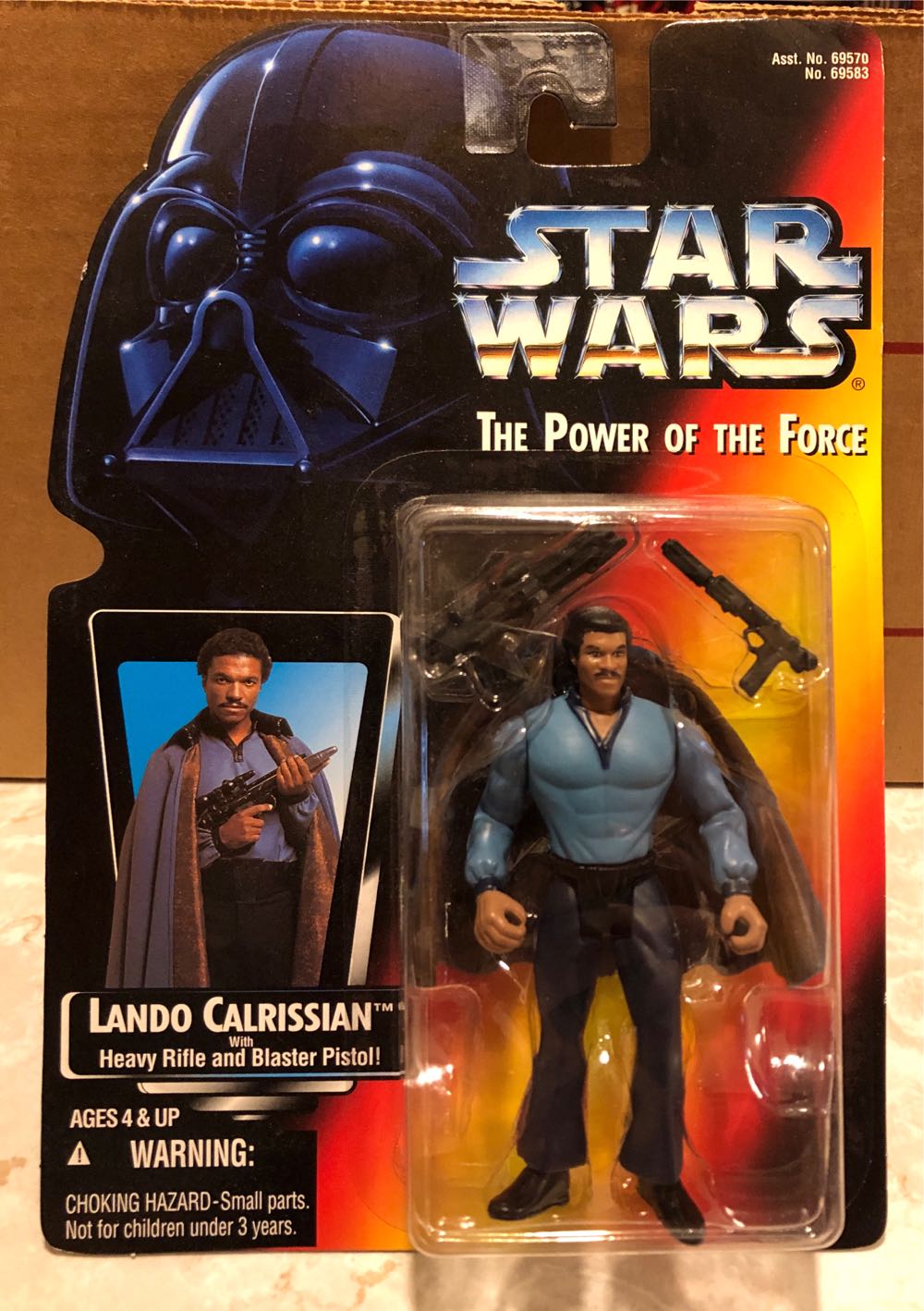 Lando Calrissian with Heavy Rifle & Blaster Pistol - Hasbro (Star Wars Power Of The Force (Red Card)) action figure collectible [Barcode 076281695839] - Main Image 4