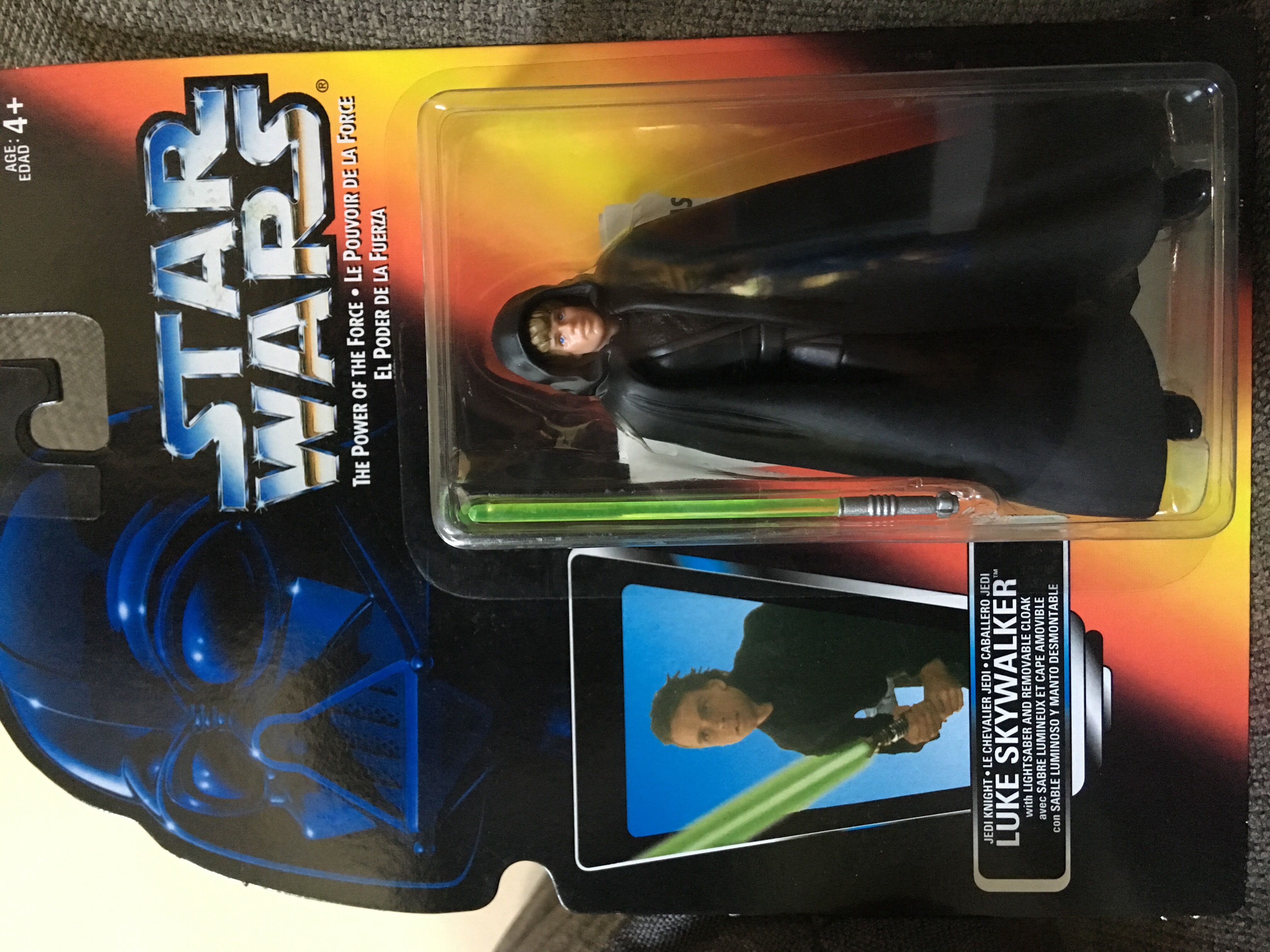 Jedi Knight Luke Skywalker (Tan Tunic) - Kenner / Hasbro (Star Wars - Power of the Force - Red Card) action figure collectible [Barcode 076281695969] - Main Image 4