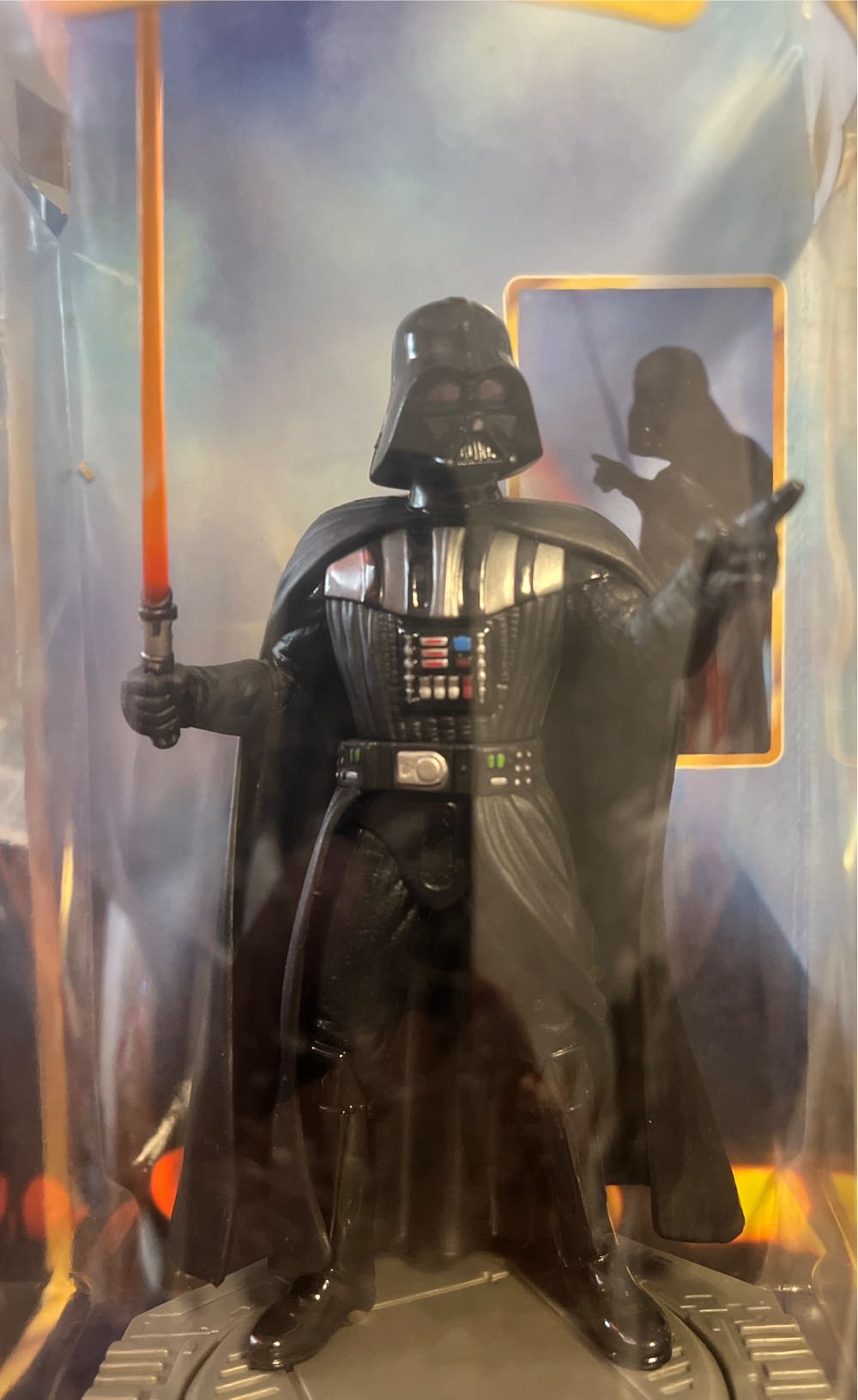 Darth Vader - Kenner (Star Wars Epic Force) action figure collectible [Barcode 076281697611] - Main Image 4