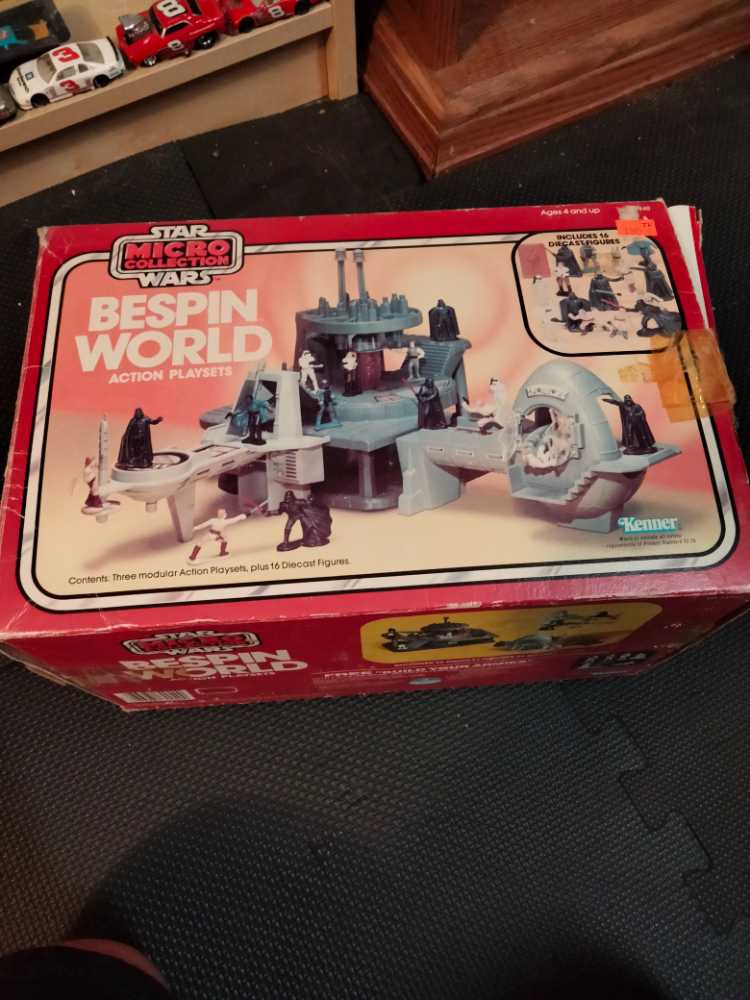 Bespin Freeze Chamber - Kenner (Micro Collection 1” 1979- 1985) action figure collectible [Barcode 076281699400] - Main Image 3