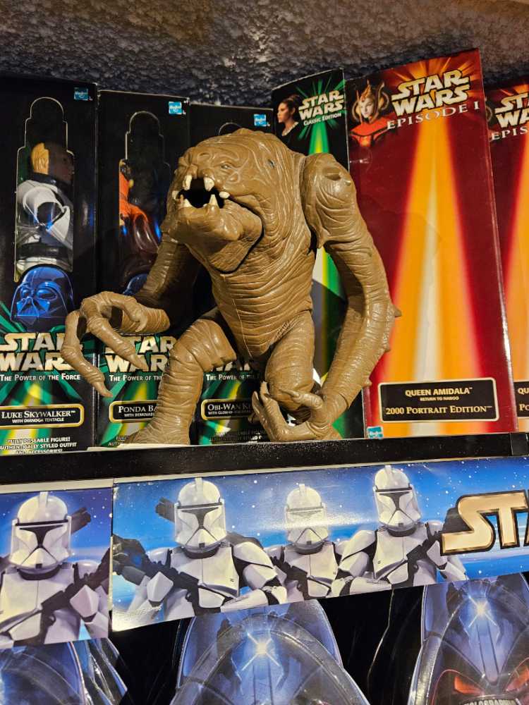 Rancor Monster - Kenner (Star Wars: Episode VI - Return Of The Jedi) action figure collectible [Barcode 076281710600] - Main Image 3