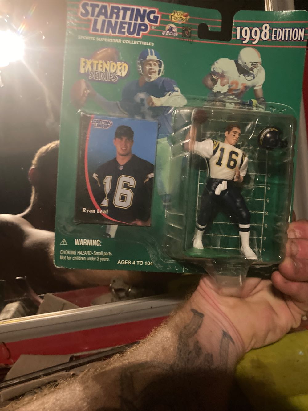 Ryan Leaf - Starting Lineup - Kenner action figure collectible [Barcode 076281720982] - Main Image 4