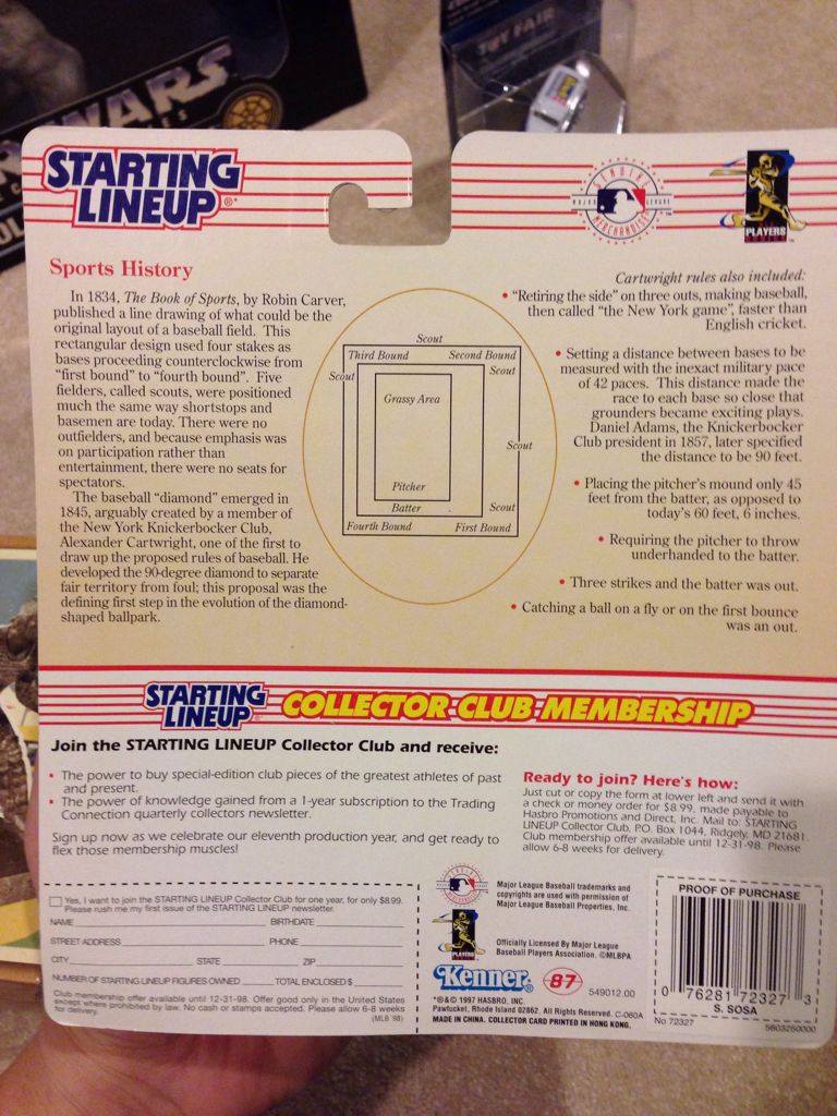 Sammy Sosa - Kenner (Starting lineup) action figure collectible [Barcode 076281723273] - Main Image 2