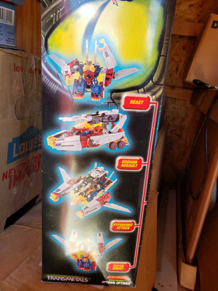 Optimal Optimus - Hasbro (Transformers: Beast Wars) action figure collectible [Barcode 076281804415] - Main Image 3