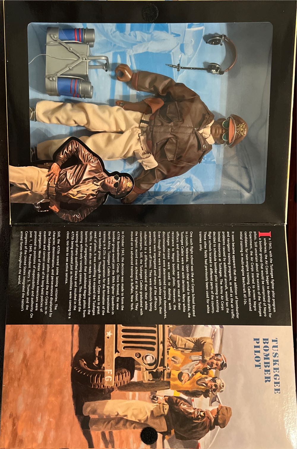 Tuskegee Bomber Pilot - Kenner (G.I. Joe: Classic Collection: 12” Figures) action figure collectible [Barcode 076281813943] - Main Image 3