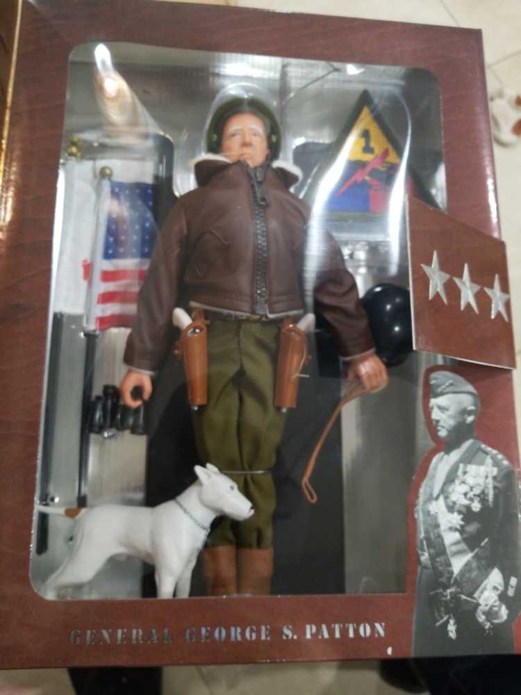 G.I. Joe Classic Collection Historical Commanders Edition  General George S. Patton Doll - Kenner (GI Joe Classic Collection) action figure collectible [Barcode 076281814032] - Main Image 3