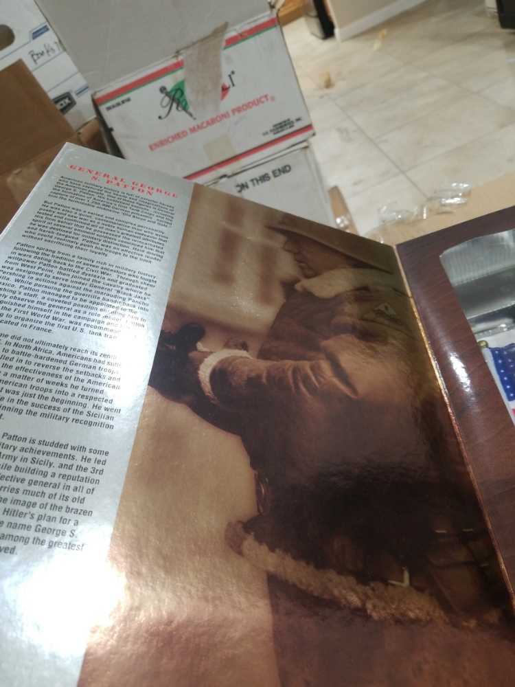 G.I. Joe Classic Collection Historical Commanders Edition  General George S. Patton Doll - Kenner (GI Joe Classic Collection) action figure collectible [Barcode 076281814032] - Main Image 4